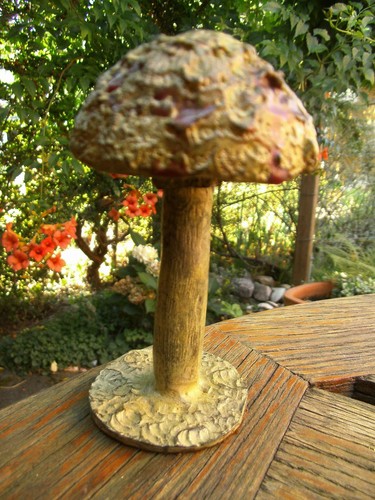 Bronzeskulptur pilz rot - bronzeskulptur,